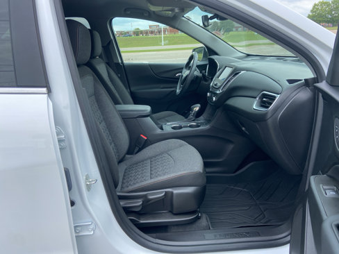 Used 2022 Chevrolet Equinox LT image 27