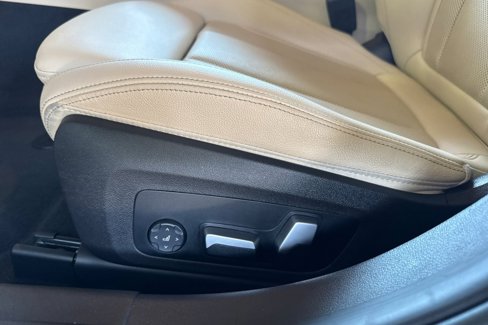 Certified 2023 BMW 330i Sedan w/ Driving Assistance Package image 14