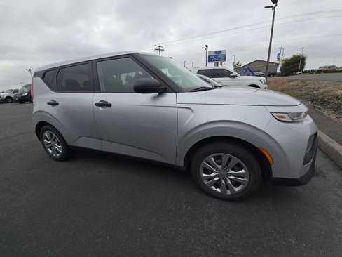 Used 2020 Kia Soul LX image 5