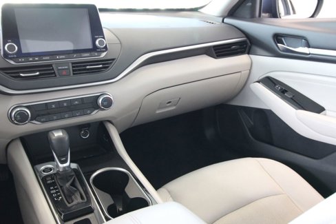 Used 2021 Nissan Altima 2.5 SV image 25