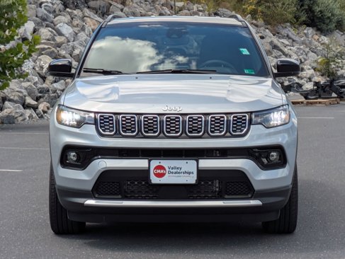 New 2025 Jeep Compass Limited image 2
