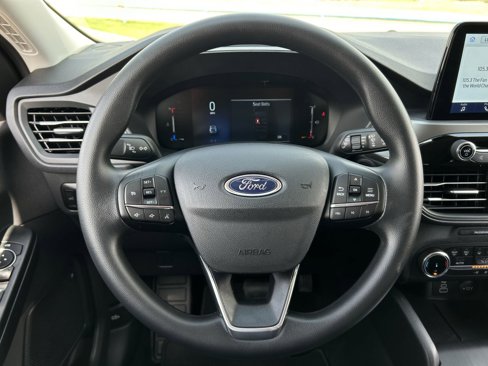 New 2025 Ford Escape Active image 40