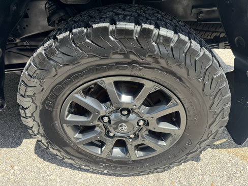 Used 2021 Toyota Tundra SR5 w/ Trail Edition image 25
