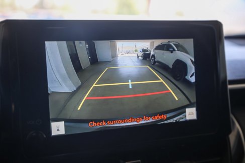 Used 2023 Toyota Corolla Cross XLE image 24