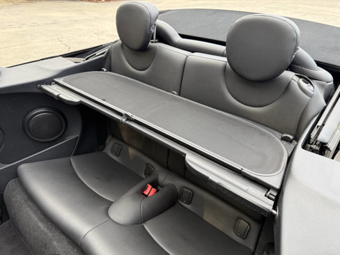 Used 2014 MINI Cooper Convertible image 22