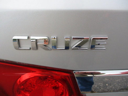 Used 2014 Chevrolet Cruze LT image 40