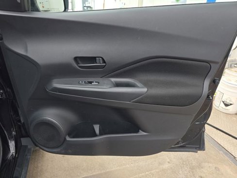 Used 2023 Nissan Kicks S image 20