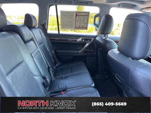 Used 2016 Lexus GX 460 image 24