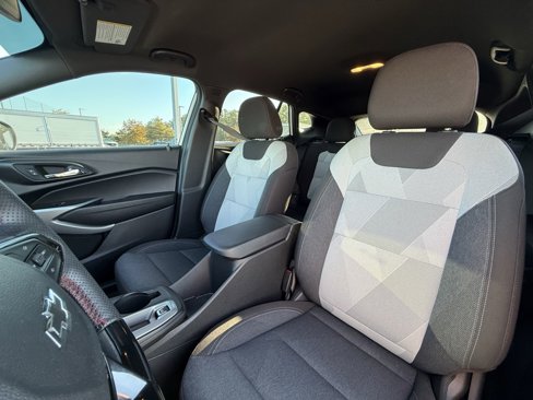 Used 2024 Chevrolet Trax RS w/ Driver Confidence Package image 20