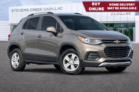 Used 2021 Chevrolet Trax LT w/ Driver Confidence Package image 1