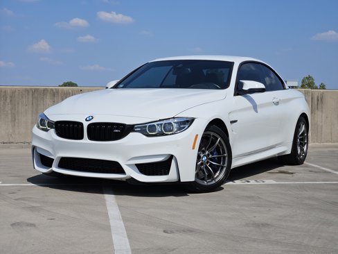 Used 2020 BMW M4 Convertible image 1