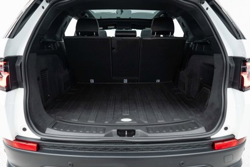 Used 2022 Land Rover Discovery Sport SE image 39