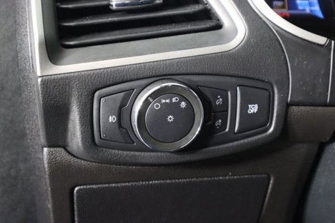 Used 2020 Ford Edge SEL w/ Cold Weather Package image 32