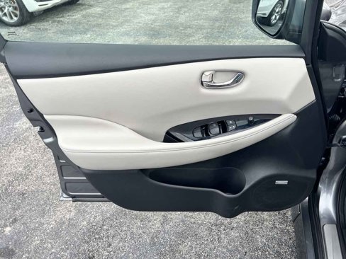Used 2021 Nissan Leaf SL Plus image 13