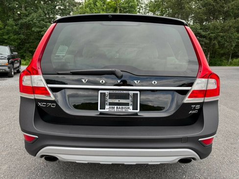 Used 2016 Volvo XC70 T5 Premier w/ Proximity Package image 4