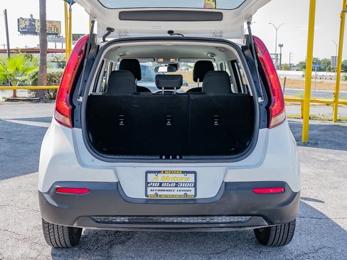 Used 2021 Kia Soul S image 16