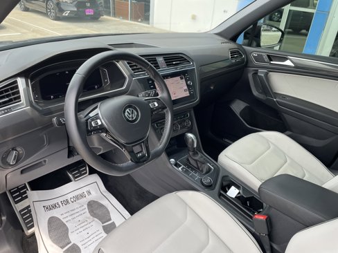 Used 2020 Volkswagen Tiguan SEL Premium R-Line image 12