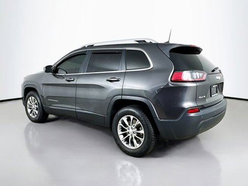 Used 2019 Jeep Cherokee Latitude Plus w/ Cold Weather Group image 9