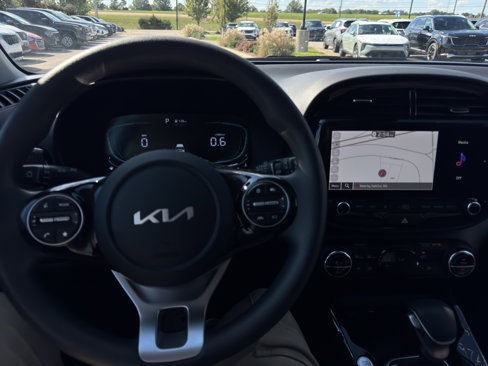 Used 2024 Kia Soul S image 21