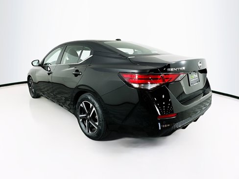 Used 2024 Nissan Sentra SV image 5