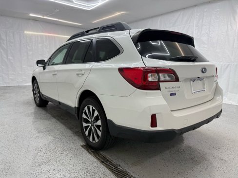 Used 2015 Subaru Outback 2.5i Limited image 5