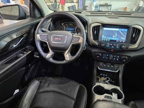 Used 2018 GMC Terrain Denali w/ Advanced Safety Package image 18