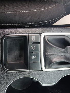 Used 2020 Kia Sportage LX w/ LX Popular Package image 19