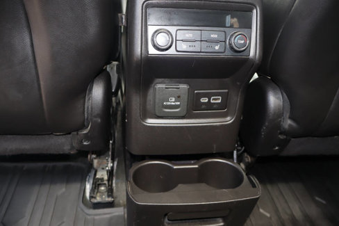 Used 2023 GMC Acadia Denali w/ Black Diamond Edition image 15