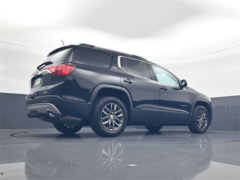 Used 2018 GMC Acadia SLT image 26