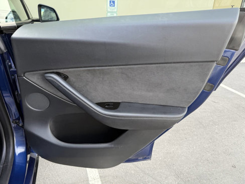 Used 2020 Tesla Model Y Long Range image 22