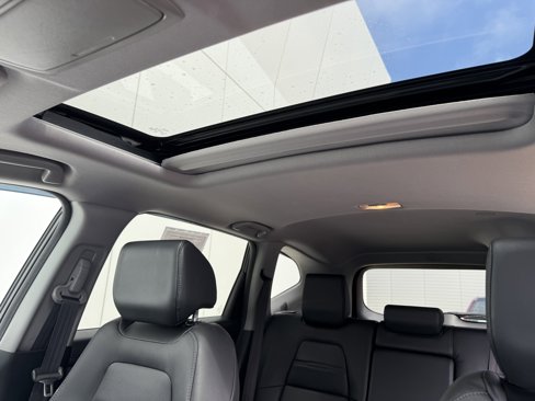 Used 2020 Honda CR-V Touring image 14