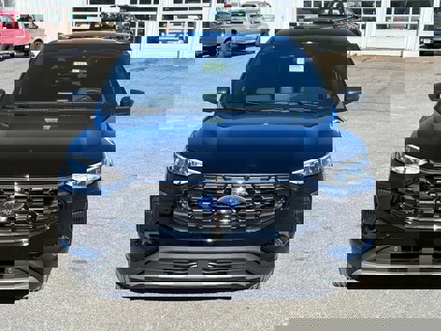 New 2025 Ford Escape ST-Line image 2