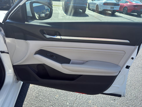 Used 2019 Nissan Altima 2.5 Platinum image 33