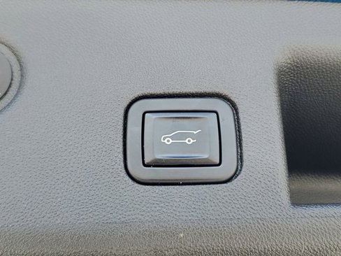 Used 2022 Chevrolet Equinox LT image 10