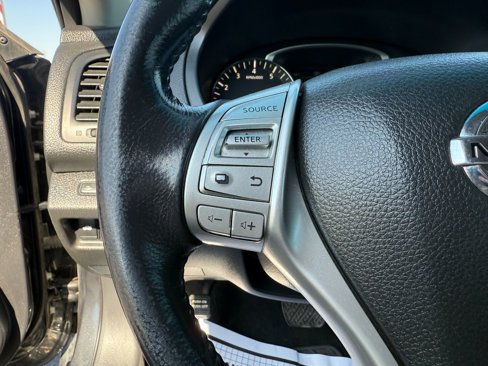 Used 2016 Nissan Altima 2.5 SV image 11