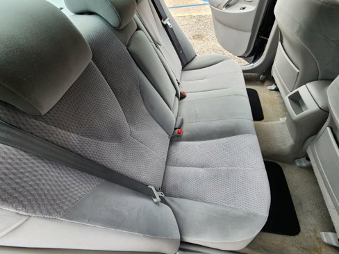 Used 2011 Toyota Camry LE image 8