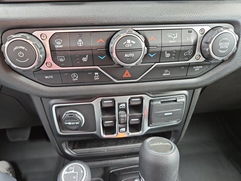 New 2025 Jeep Gladiator Sport image 28