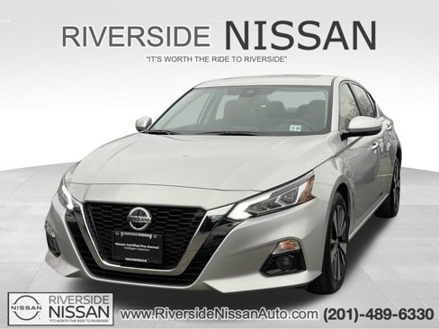 Certified 2020 Nissan Altima 2.5 SV image 1
