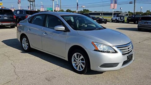 Used 2014 Nissan Sentra SV image 2