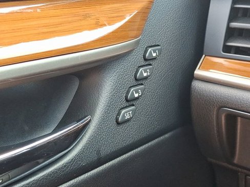 Used 2015 Lexus ES 300h image 28