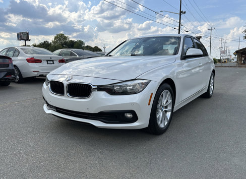 Used 2016 BMW 320i Sedan image 3