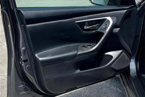 Used 2017 Nissan Altima 2.5 S image 18