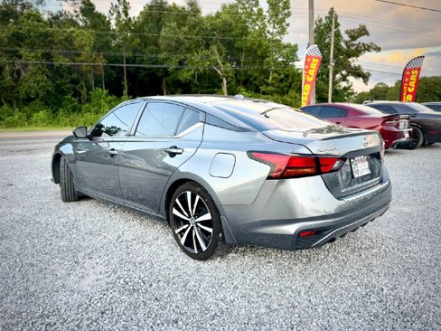 Used 2020 Nissan Altima 2.5 SR image 2