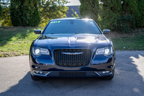 Used 2017 Chrysler 300 S image 2