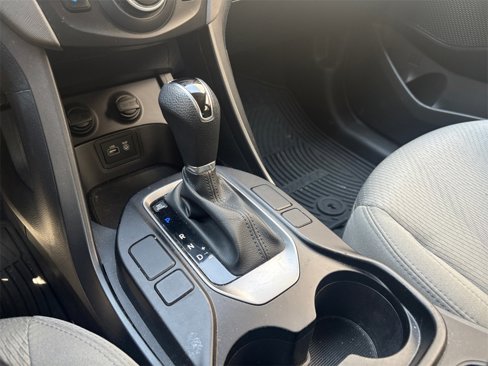 Used 2017 Hyundai Santa Fe Sport image 24