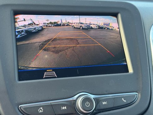 Used 2020 Chevrolet Equinox LT image 21