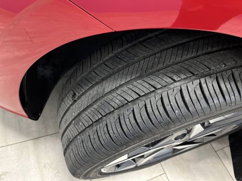 Used 2023 Hyundai Elantra Limited image 35