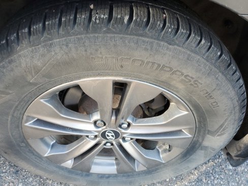 Used 2013 Hyundai Santa Fe Sport w/ Technology Pkg image 17