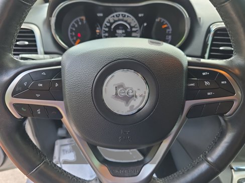 Used 2019 Jeep Grand Cherokee Altitude image 60