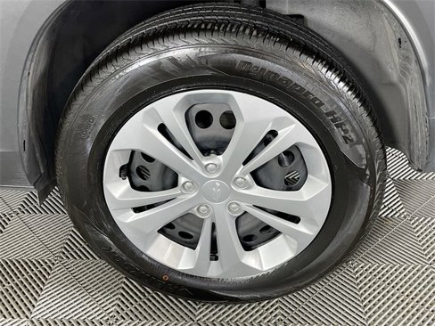 Certified 2025 Chevrolet Trax LS image 31